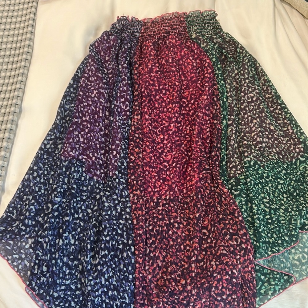 Central Park West skirt - Picture 2 of 2